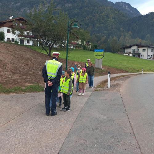 Verkehrserziehung mit Polizei