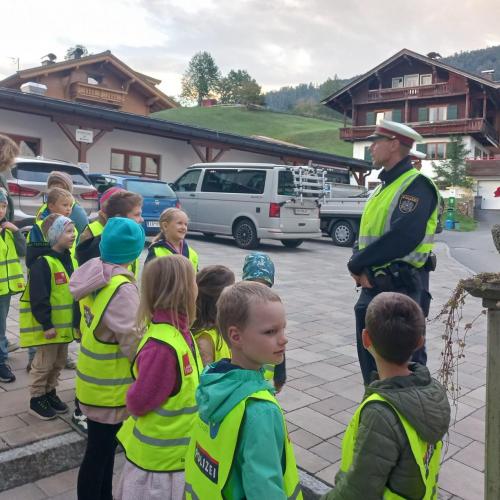 Verkehrserziehung mit Polizei